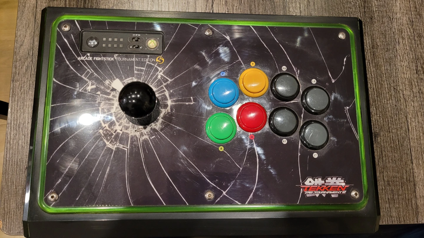 Mad Catz Arcade FightStick Tournament Edition S
