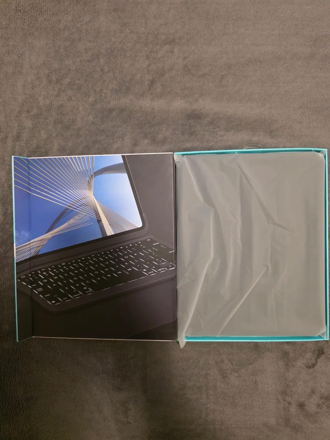 Logitech Slim Folio Pro Keyboard For Apple iPad Pro 12.9" image indicator(2)