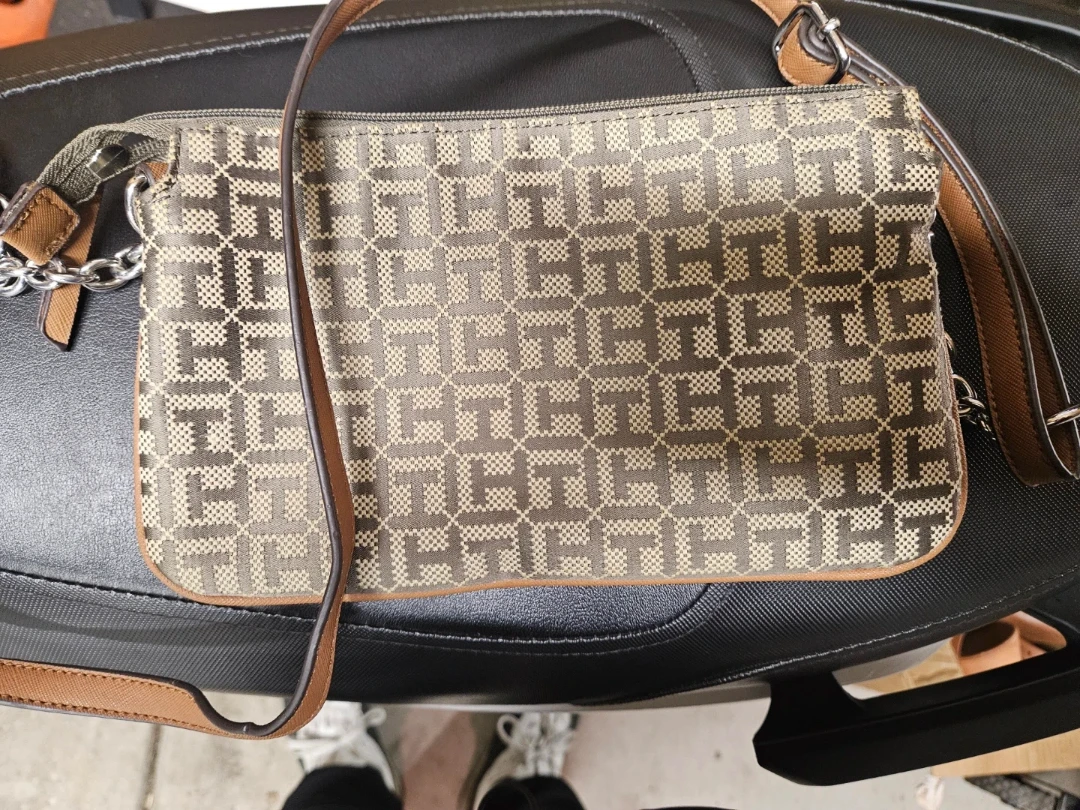 Tommy Hilfiger Crossbody Bag - photo 2