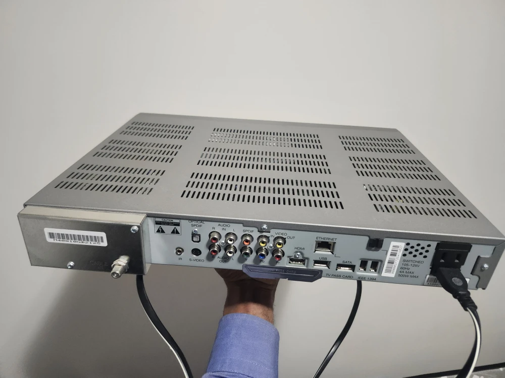 Motorola DCT6416/2000 Digital Set-Top Box - photo 4