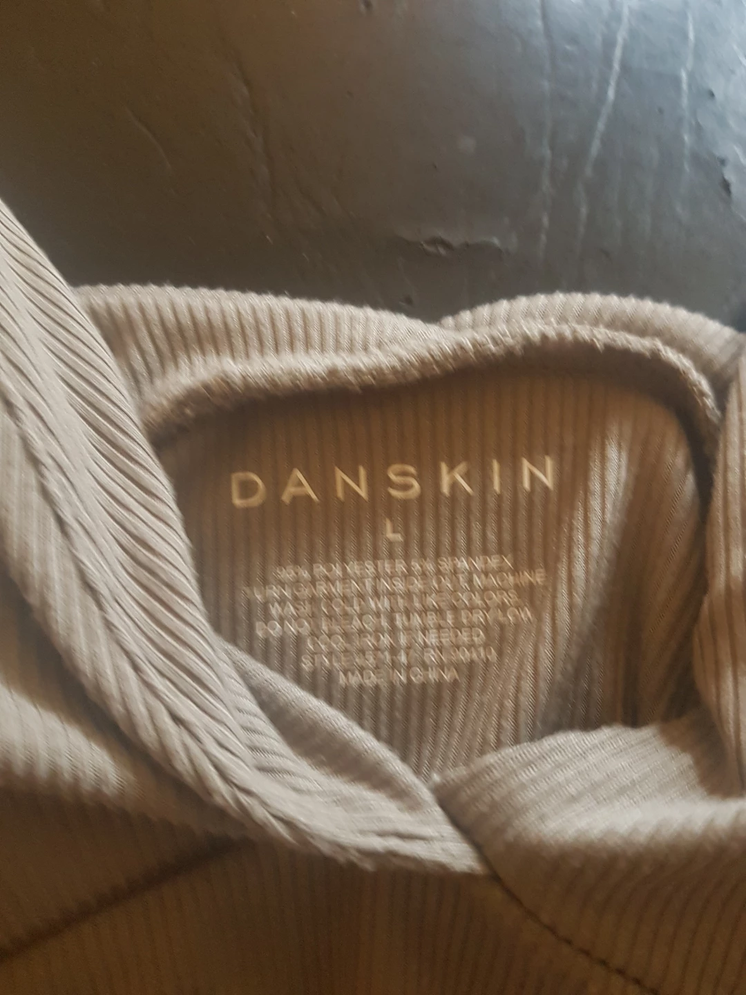 Danskin Ribbed Bra Top - Size L - photo 3