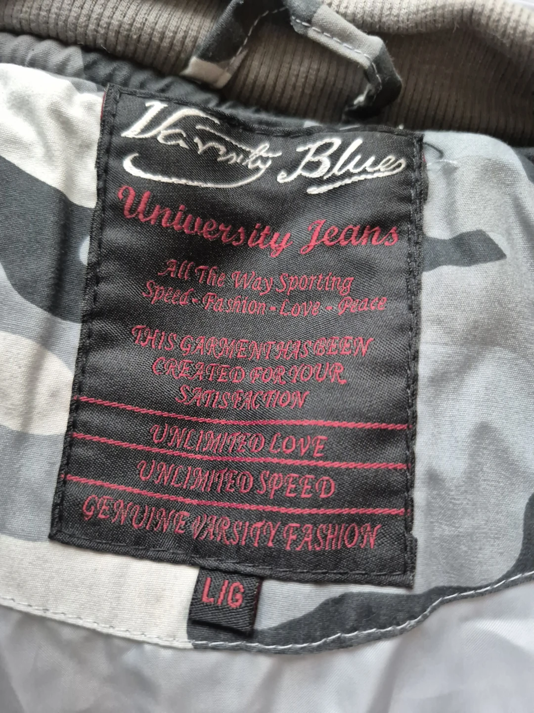 University Jeans Camo Hooded Vest - L/G - photo 4