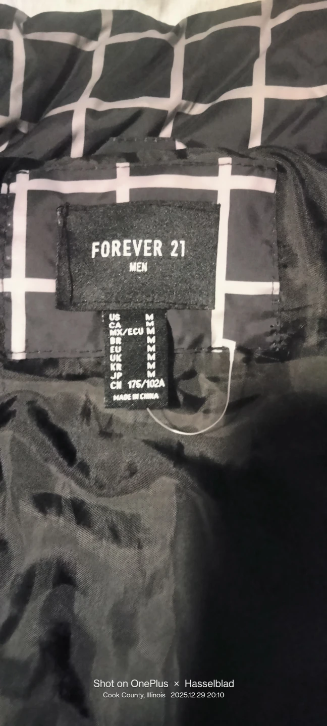 Forever 21 Men's Puffer Jacket - Size M - photo 2