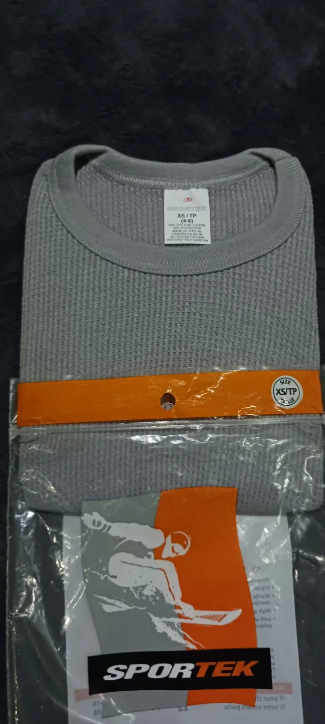 New Sportek Boy's Thermal Top - Size XS #Cleanout image indicator(3)