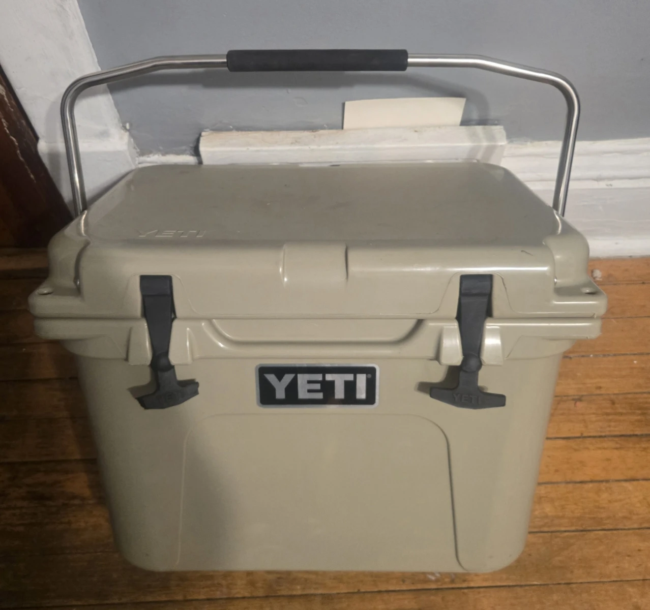 Yeti Tundra 35 Hard Cooler - Tan