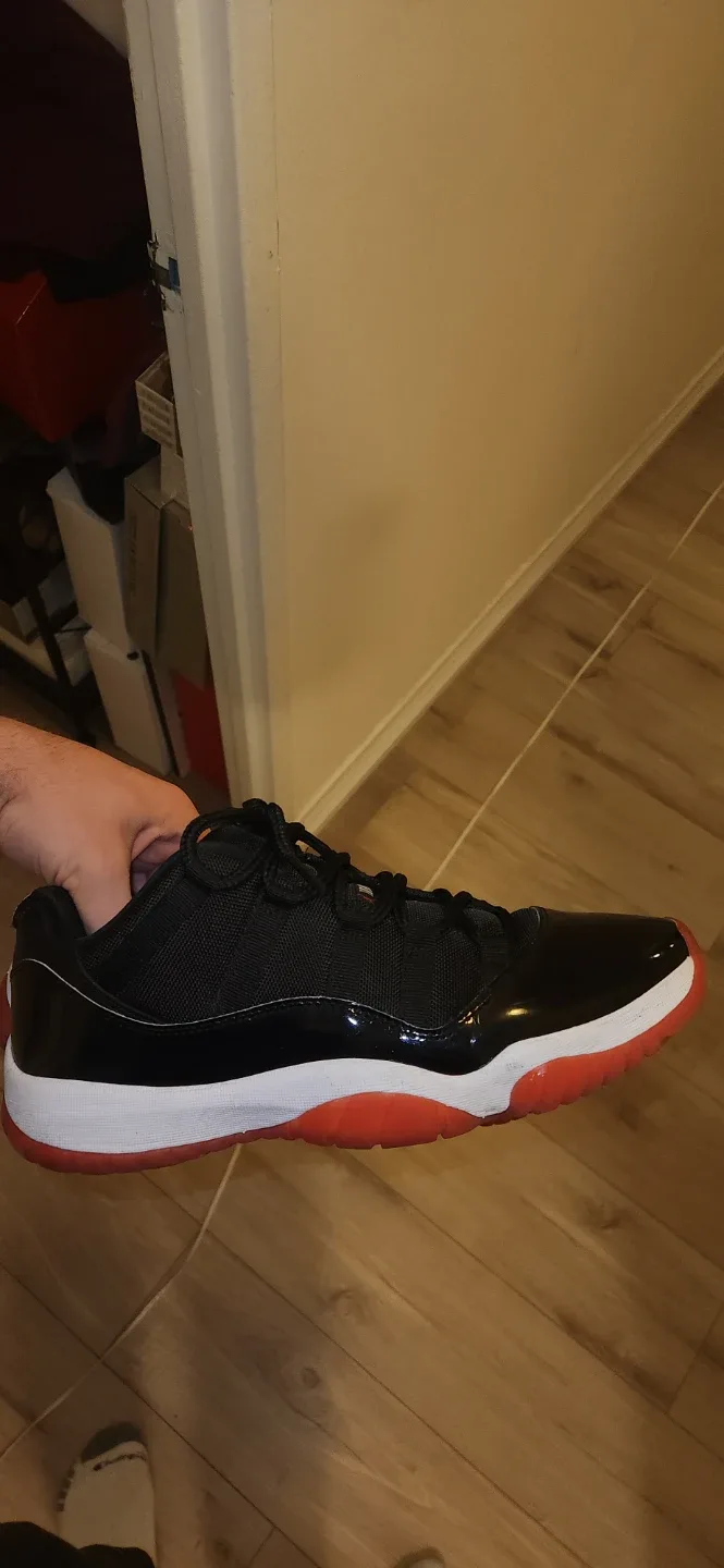 Air Jordan 11 Retro Bred