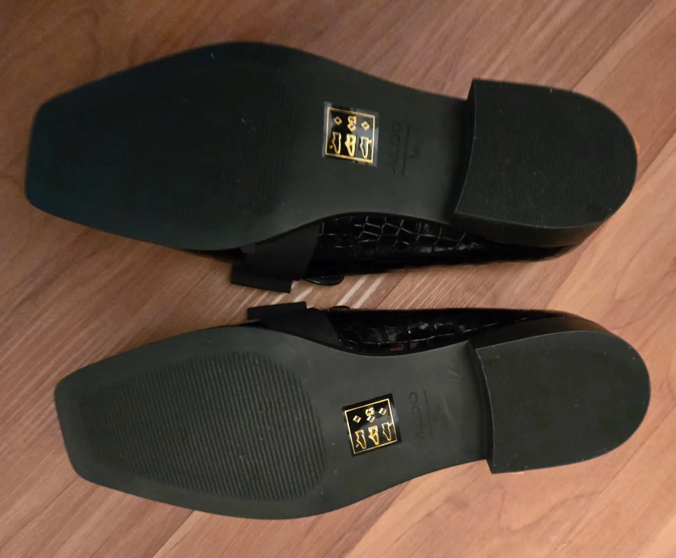 NEW! Aldo Black Leather Loafers -Size 9 image indicator(3)