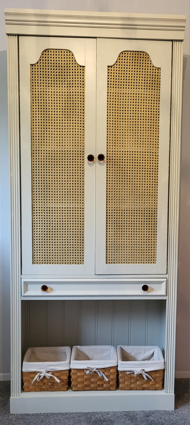 APARTMENT PANTRY