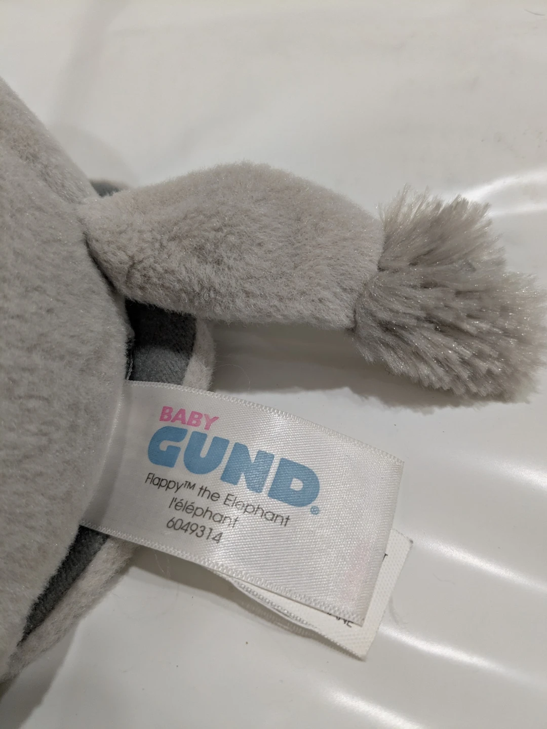 Baby GUND Peekaboo Singing Elephant - photo 3