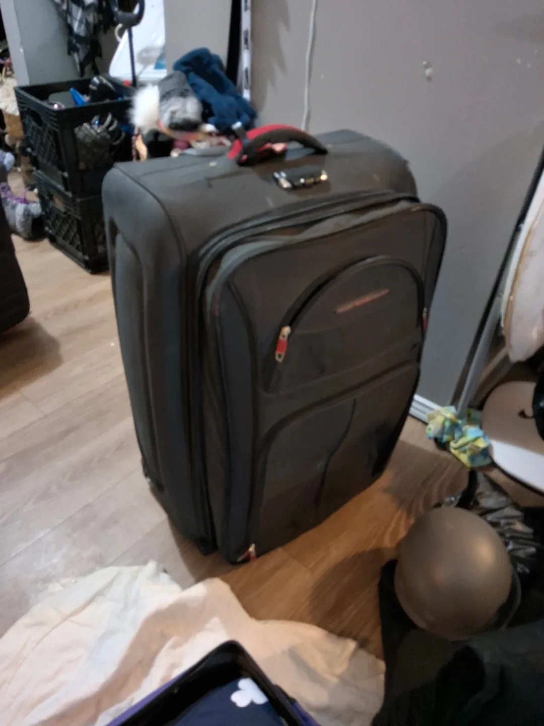 #Cleanout Lynx Carry-On Suitcase image indicator(4)