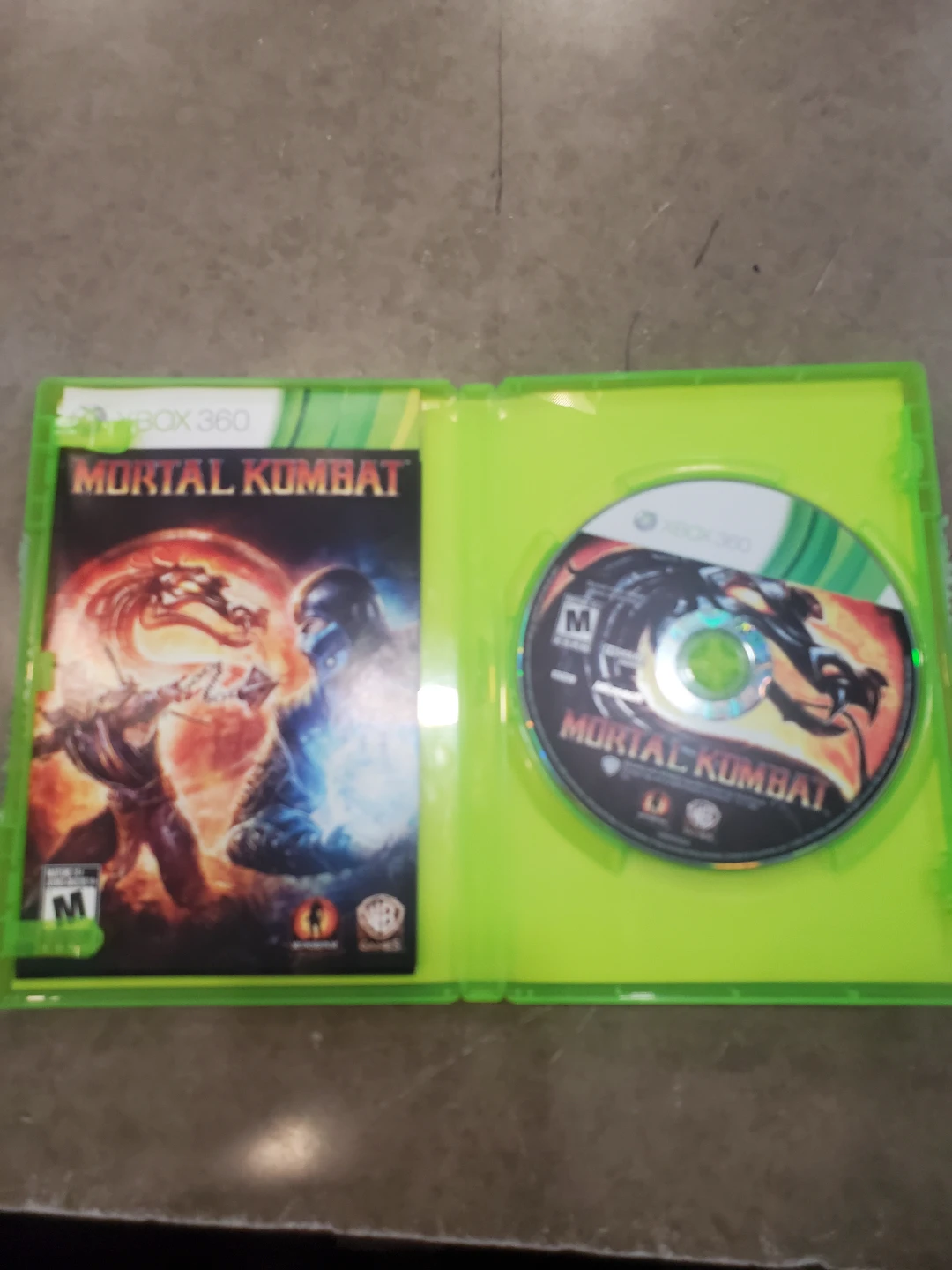 Mortal Kombat 9 (Xbox 360) - photo 2