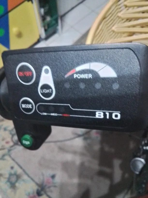 Daymak Paris V5 - Metallic Red Electric  Bicycle New image indicator(2)