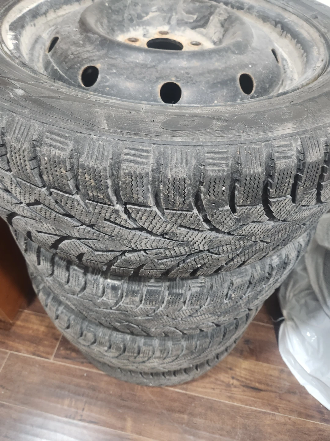 Toyo 205/55R16 91T Winter Tires - photo 3