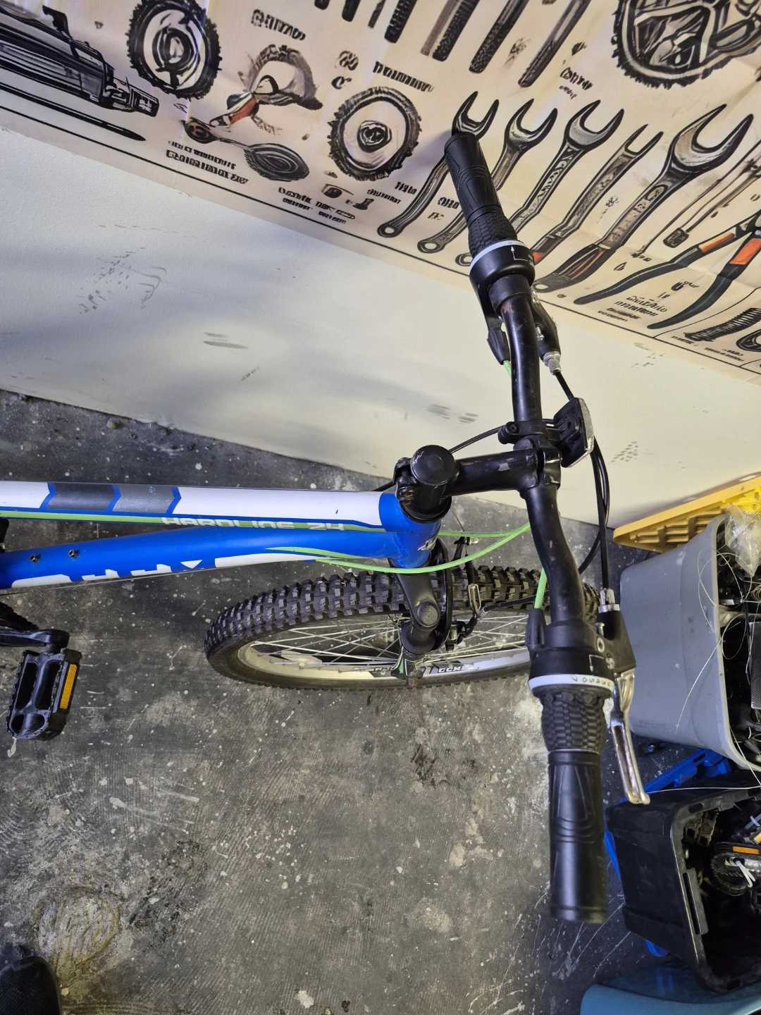 CCM Hardline 24 Mountain Bike - Blue - photo 5