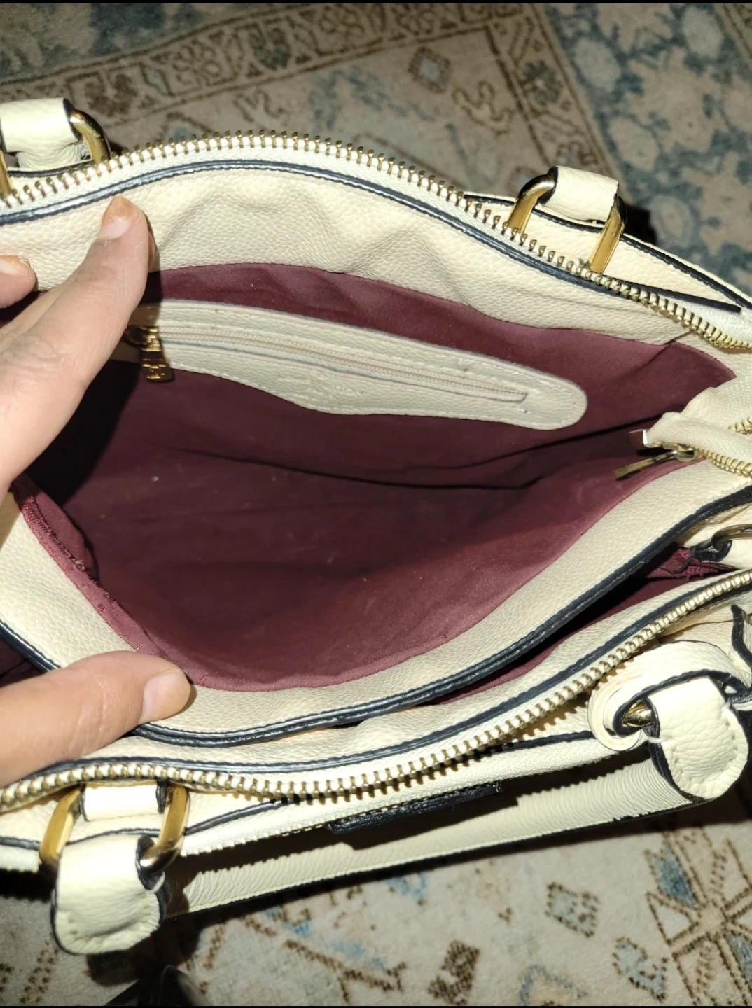 Quality Faux Louis Vuitton Ivory Leather Handbag - photo 2