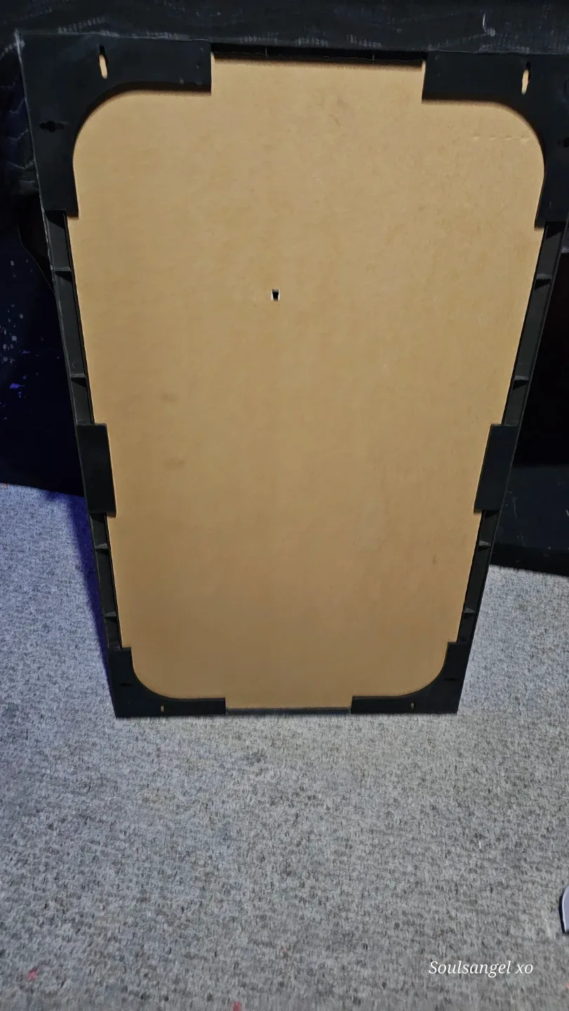 FREE - Whiteboard *scratched a little image indicator(2)