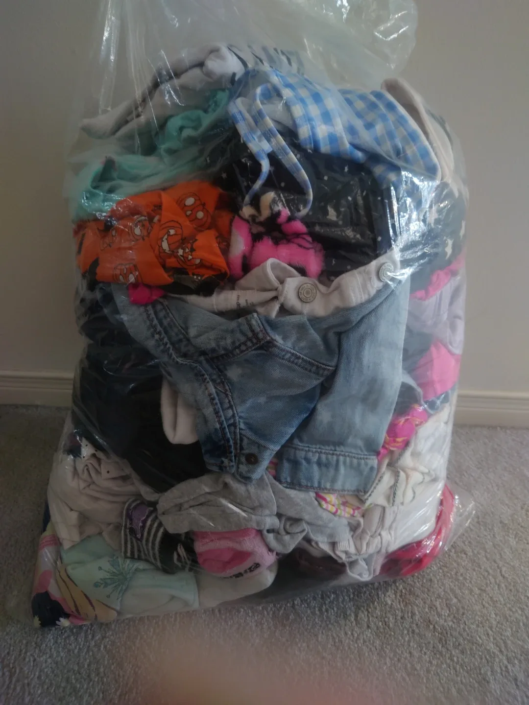 Bag of mixed kids clothing （Age 2-3) image indicator(2)