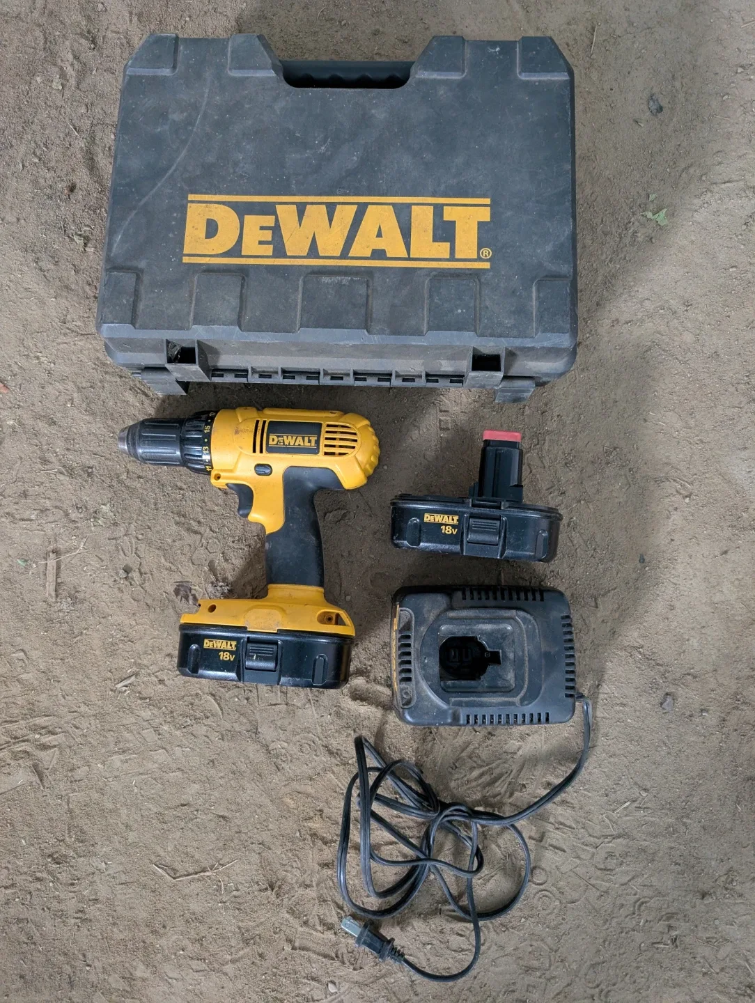 DeWalt 18V Cordless Drill Kit with Case image indicator(3)