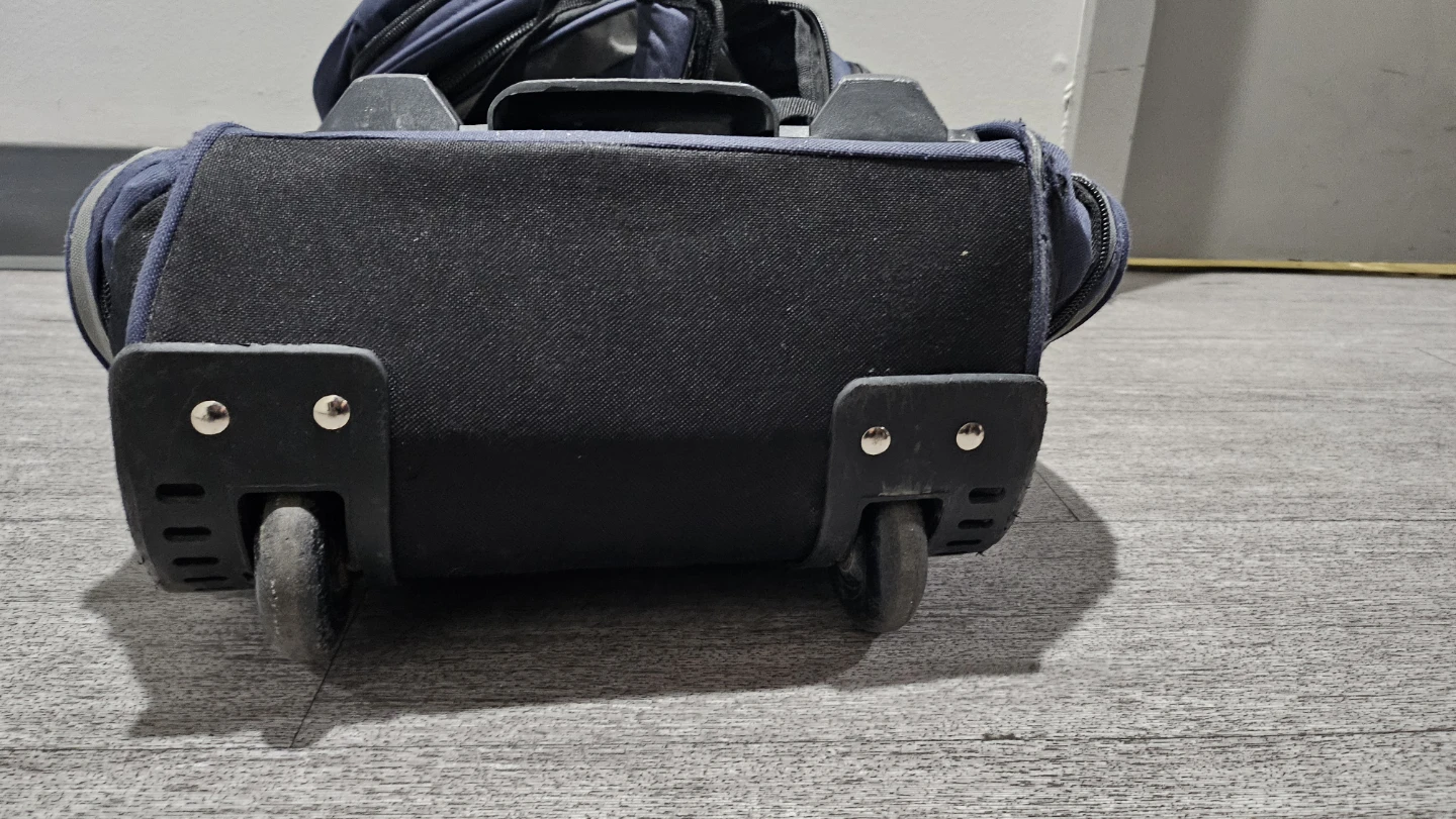 Safestart Rolling Duffel Bag - photo 3