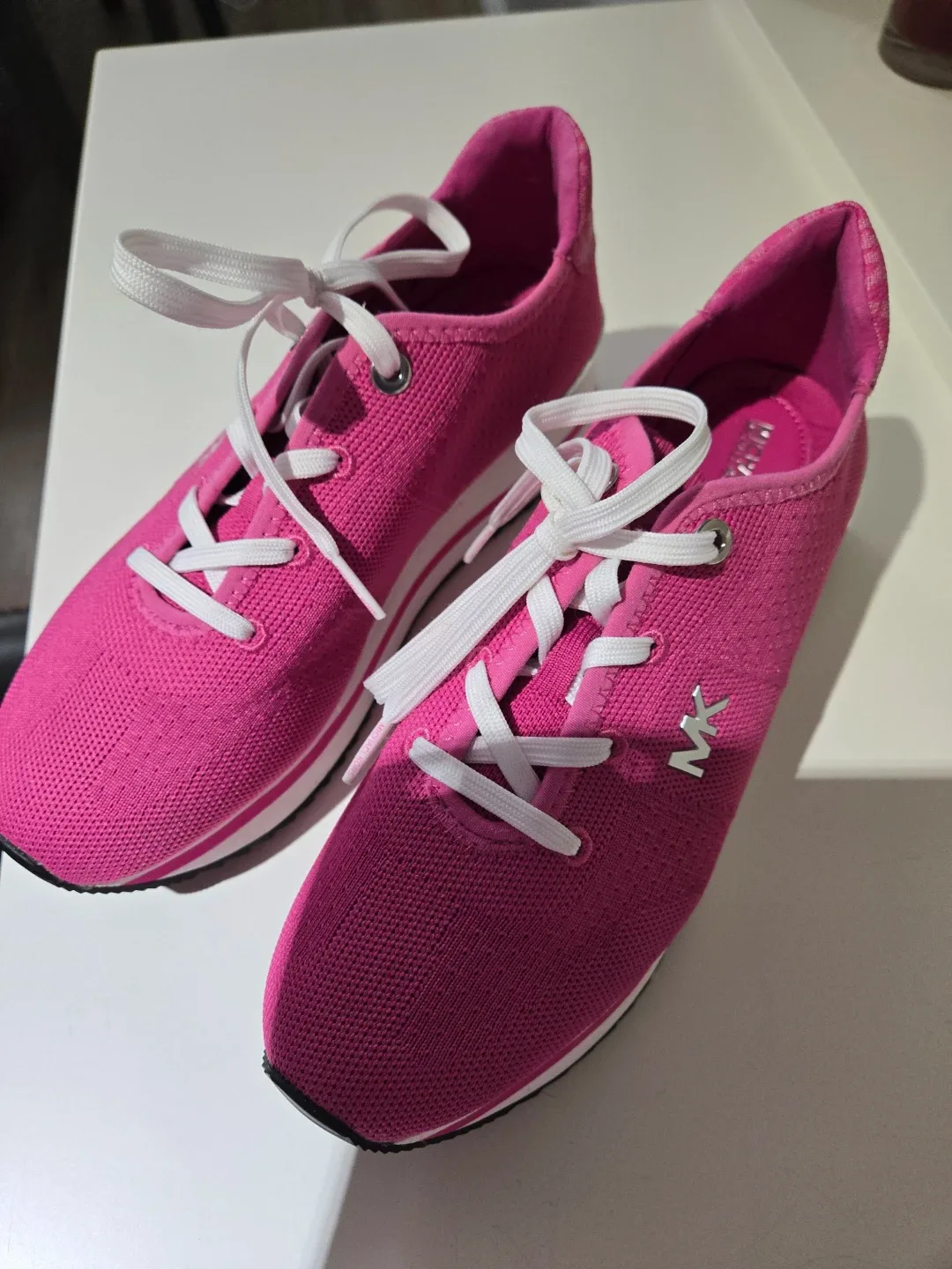 Michael Kors Pink Sneakers Size 8 image indicator(2)