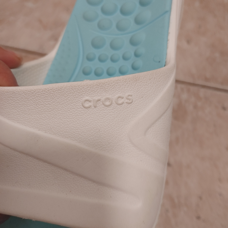 Crocs White & Blue Slides size 9 - photo 2