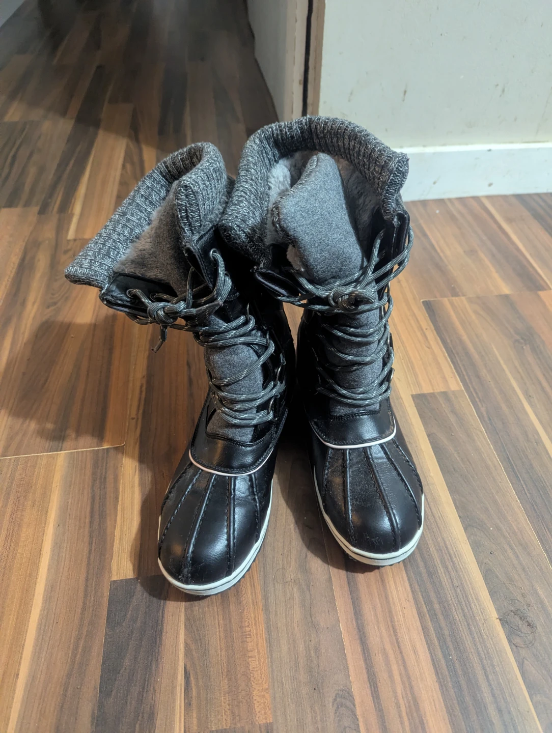 Black Winter Boots with Wool Inside - photo 2