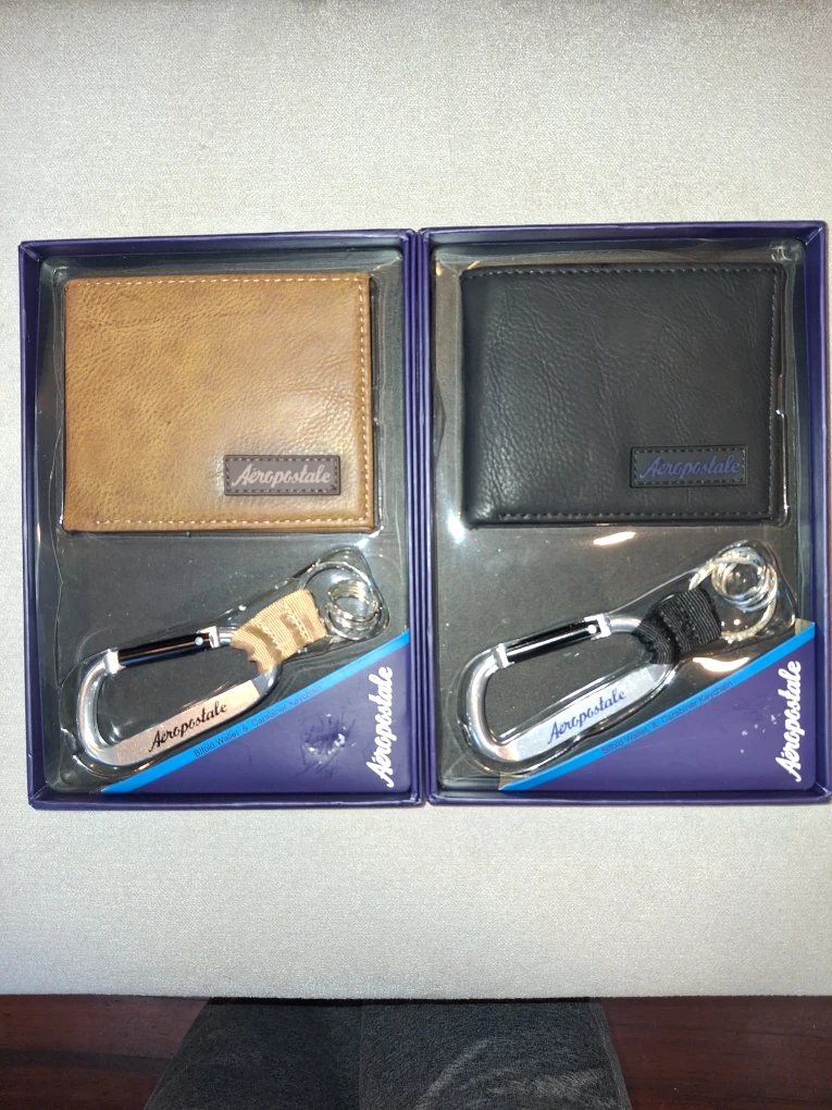 Aeropostale Wallet & Carabiner Keychain Set - New! - photo 3