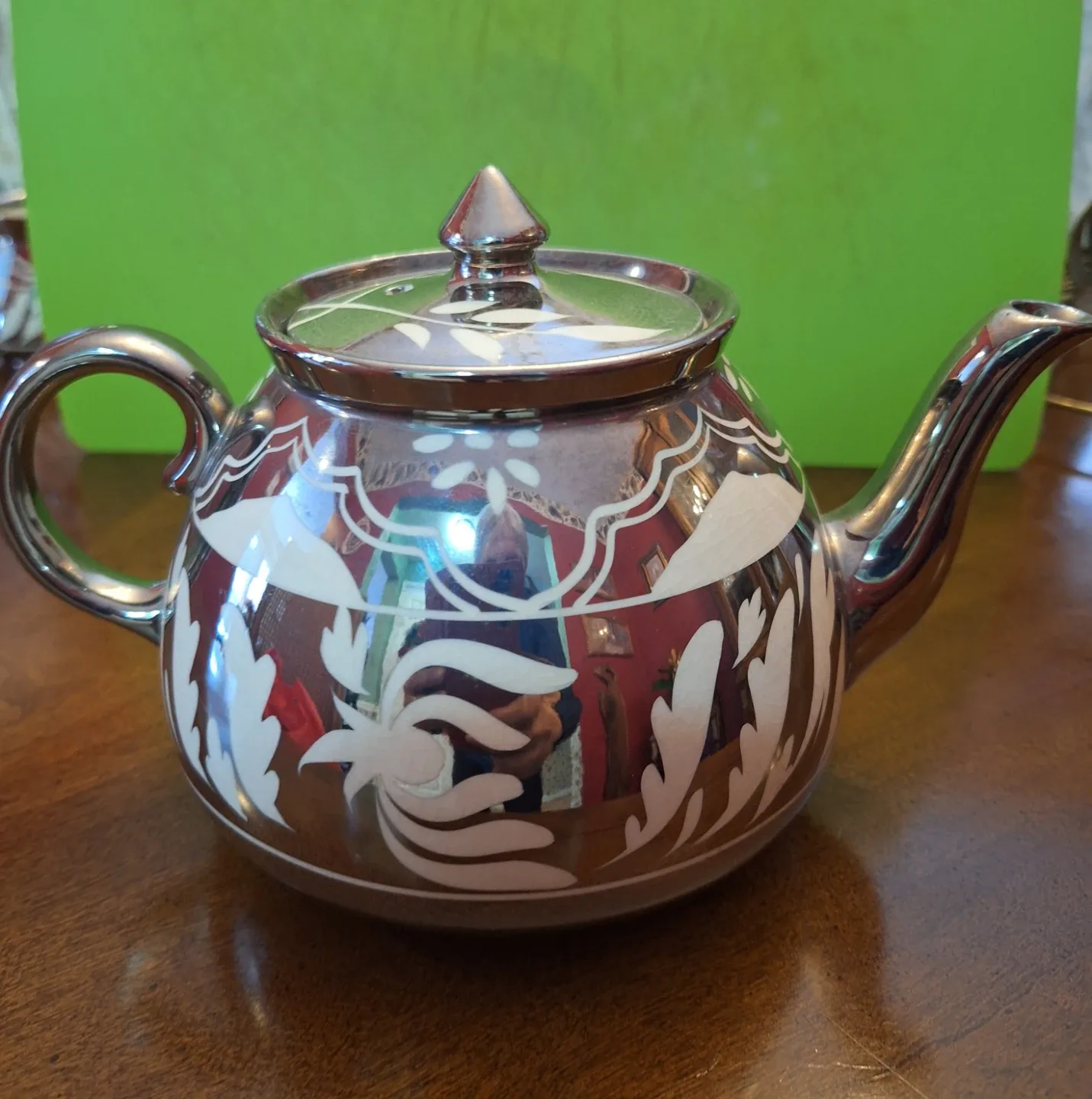 Gibson's Staffordshire England Tea Pot and Sugar Bowl