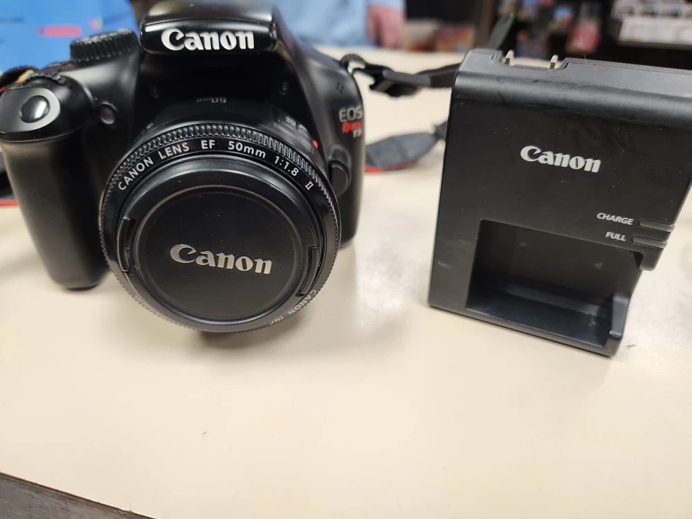 Canon EOS Rebel T5i DSLR Camera