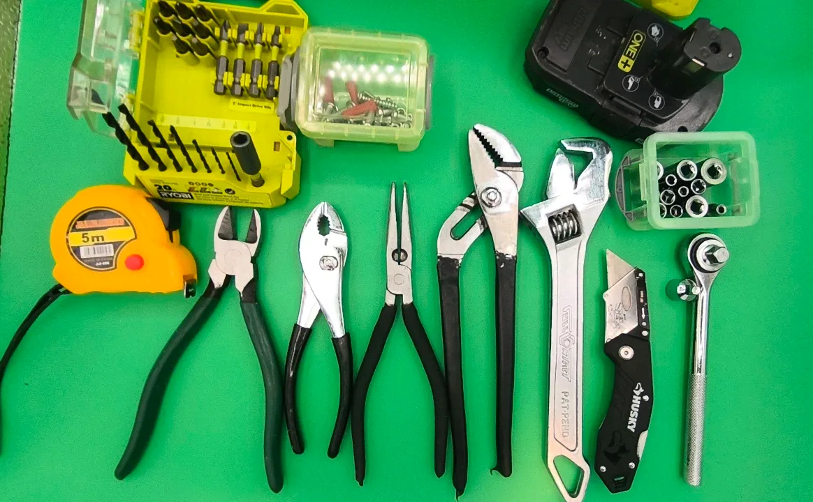 Ryobi ONE+ Drill & Impact Driver Kit image indicator(7)