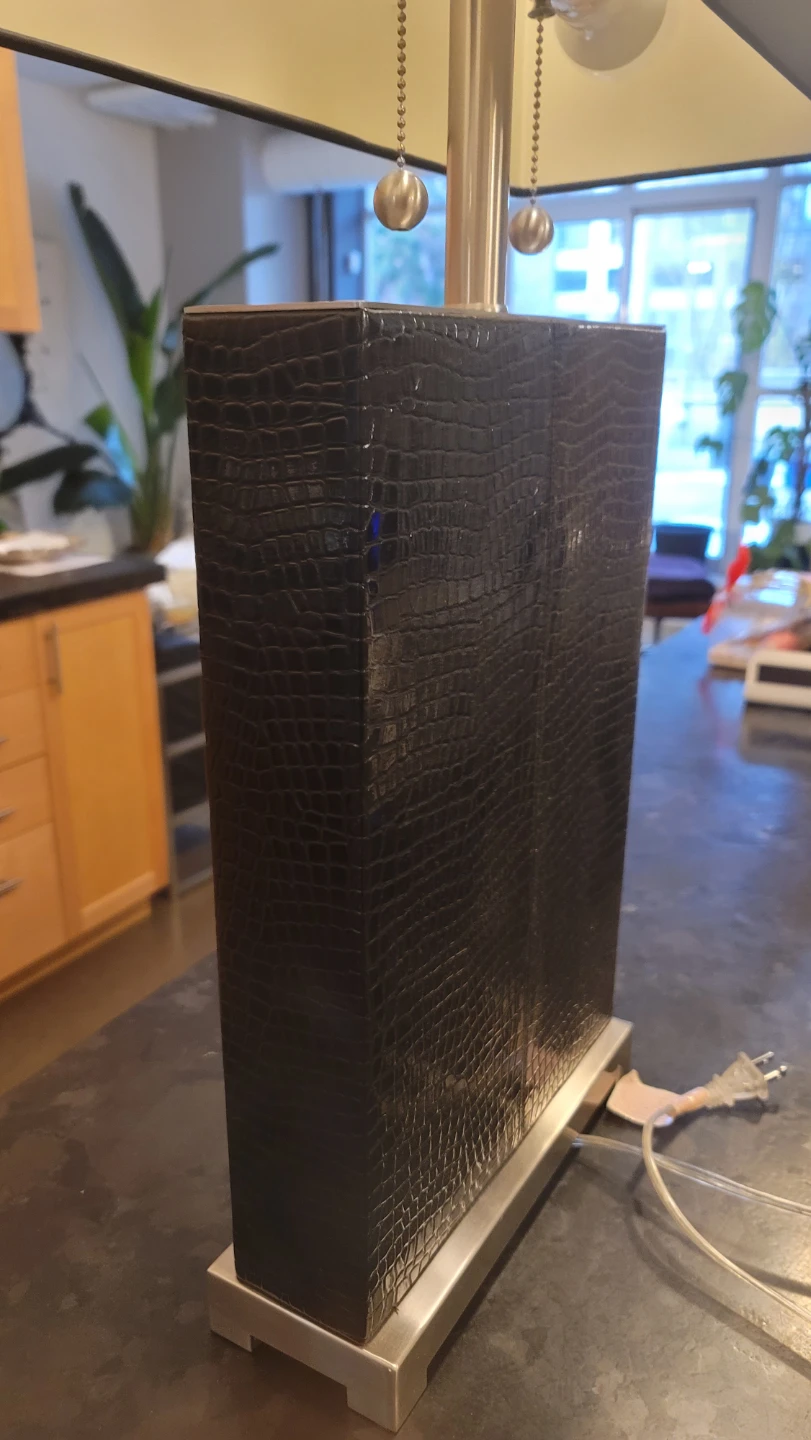Contemporary Table Lamp - photo 3