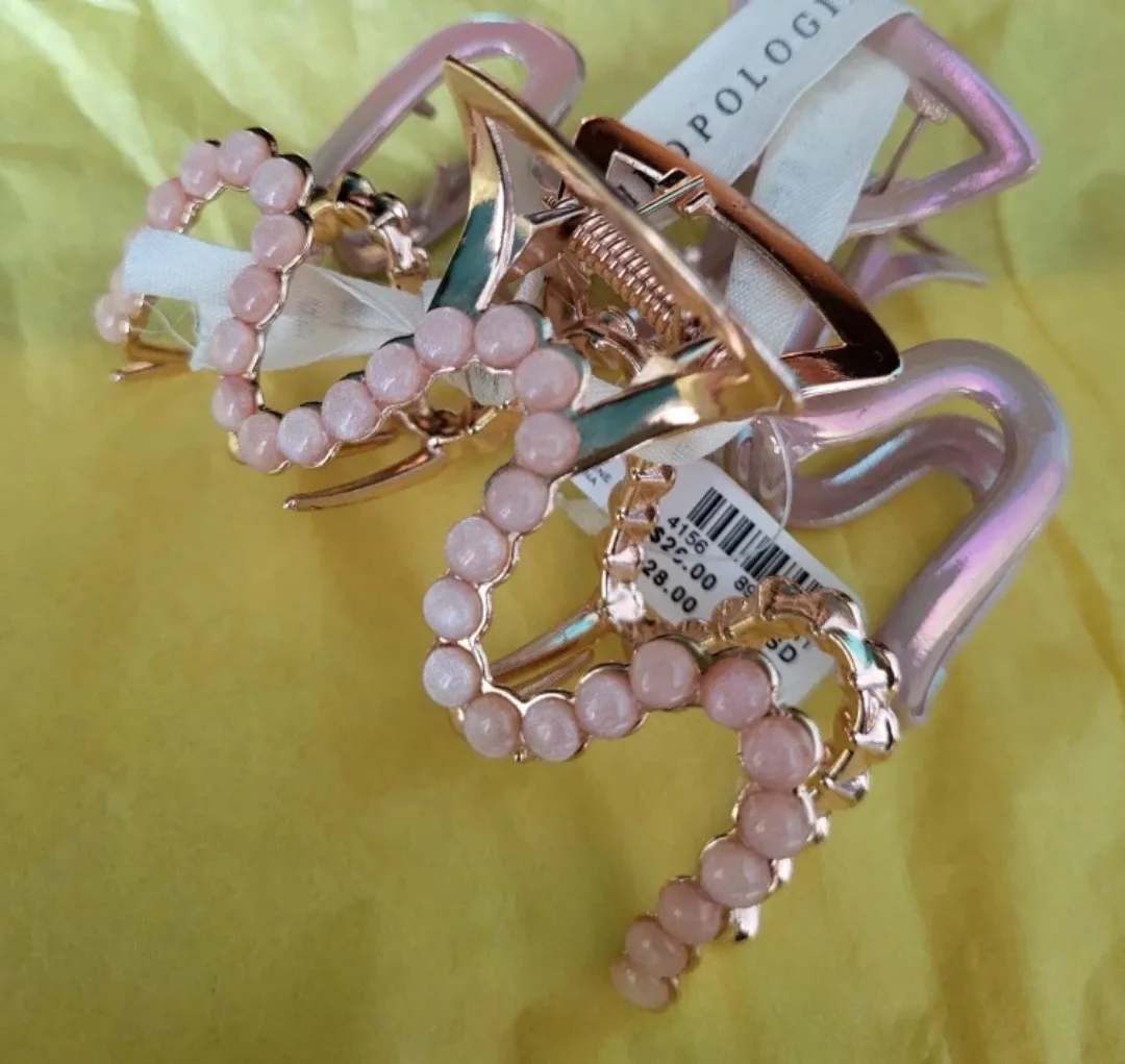 ❣️ New w Tags Anthropologie Hair Claw Clips Iridescent Pearl image indicator(7)