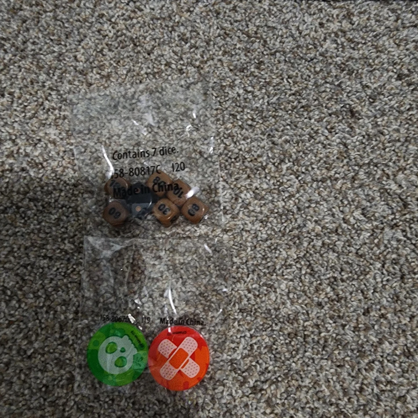 Pokémon TCG Eevee VMAX Premium Collection - photo 5