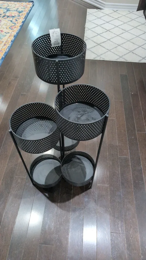 Black Metal 5-Tiered Stand