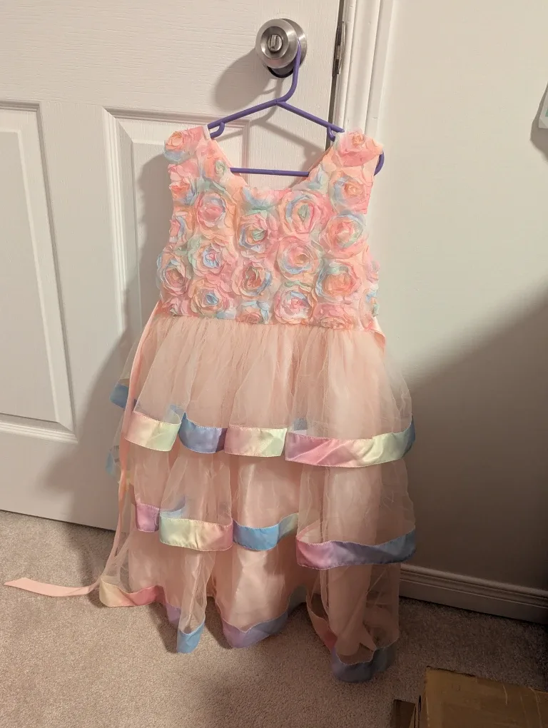 Girls dress size 9.