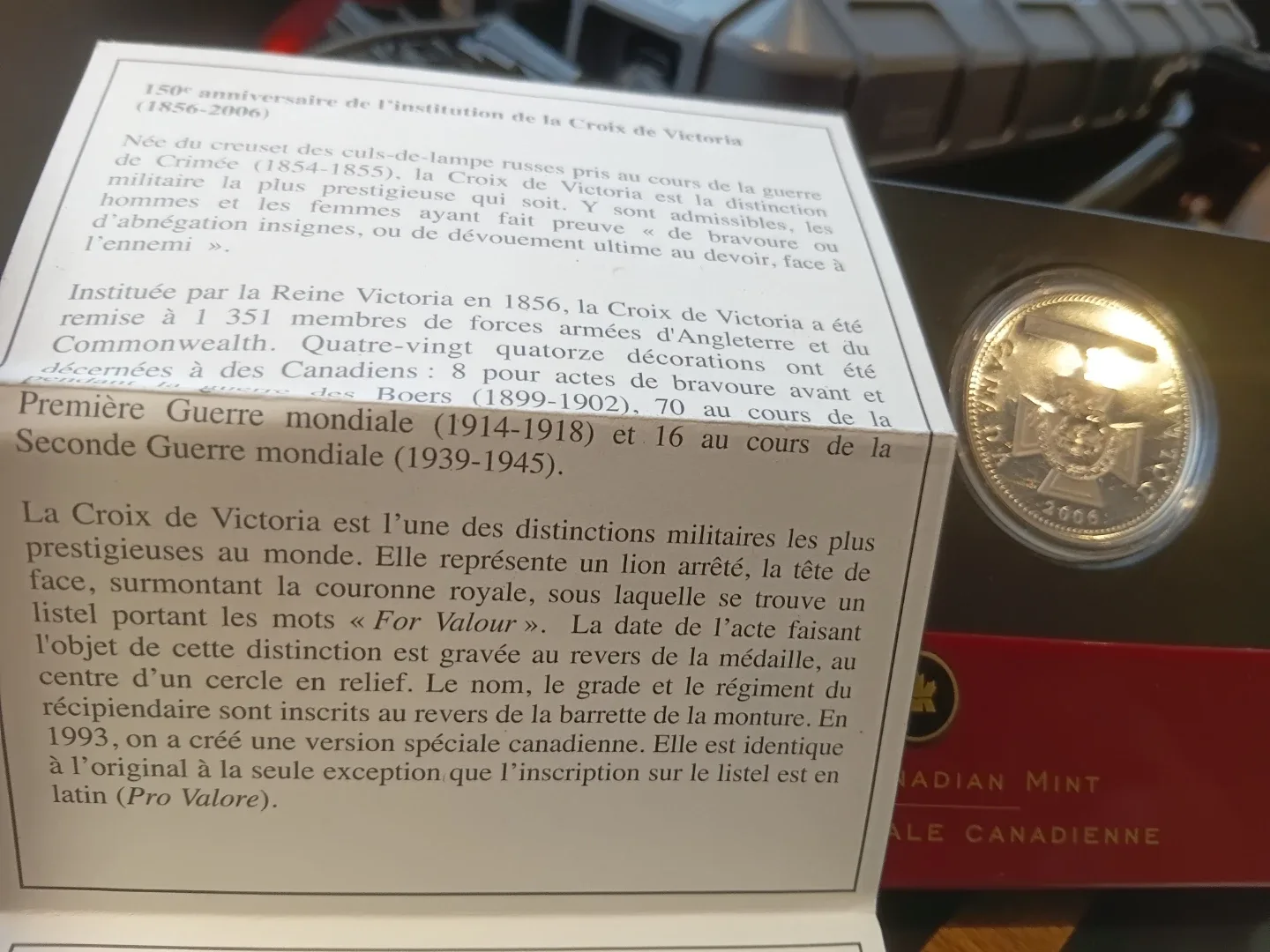 2006 Royal Canadian Mint Proof Silver Dollar image indicator(7)