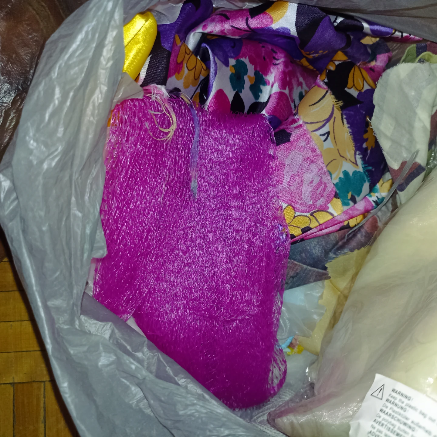 ‼️Free‼️Craft Supplies Box - photo 3