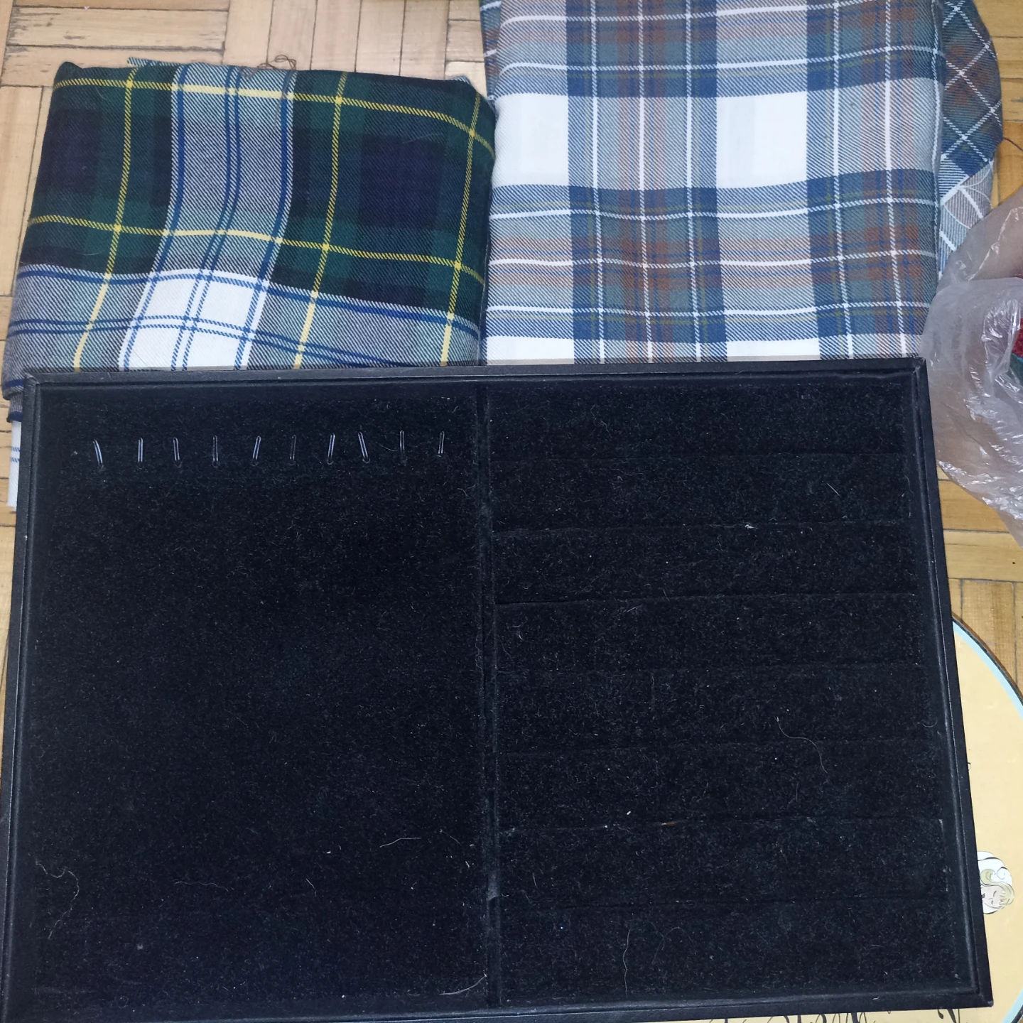 ‼️Free‼️Craft Supplies Box - photo 4