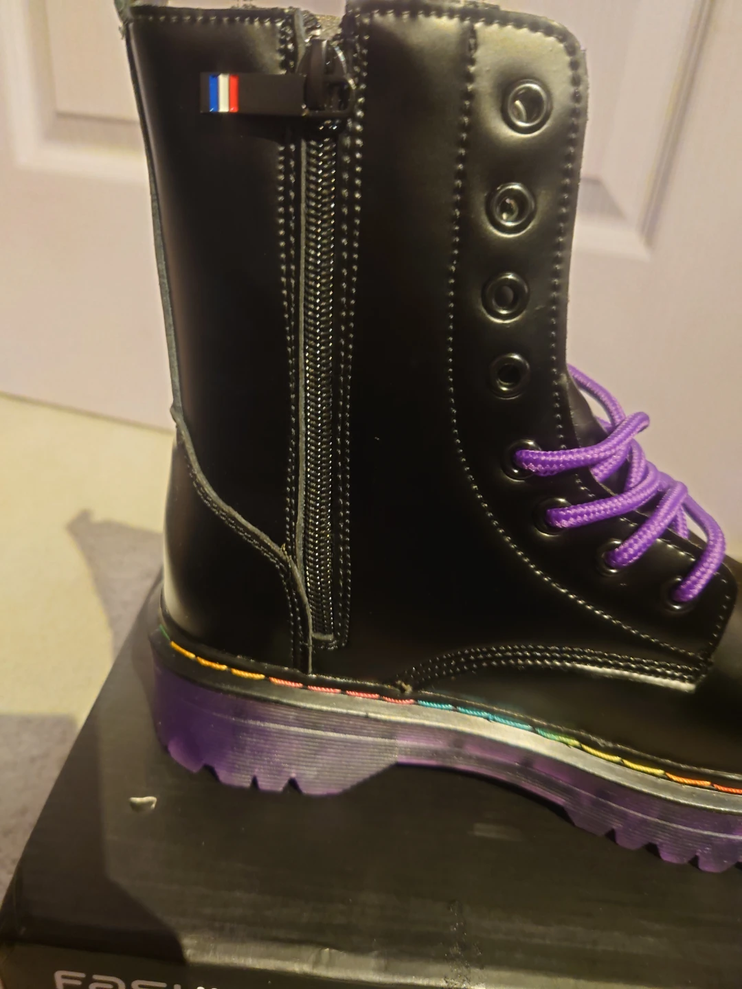 Fashion Black Ankle Boots - US 7 - photo 4