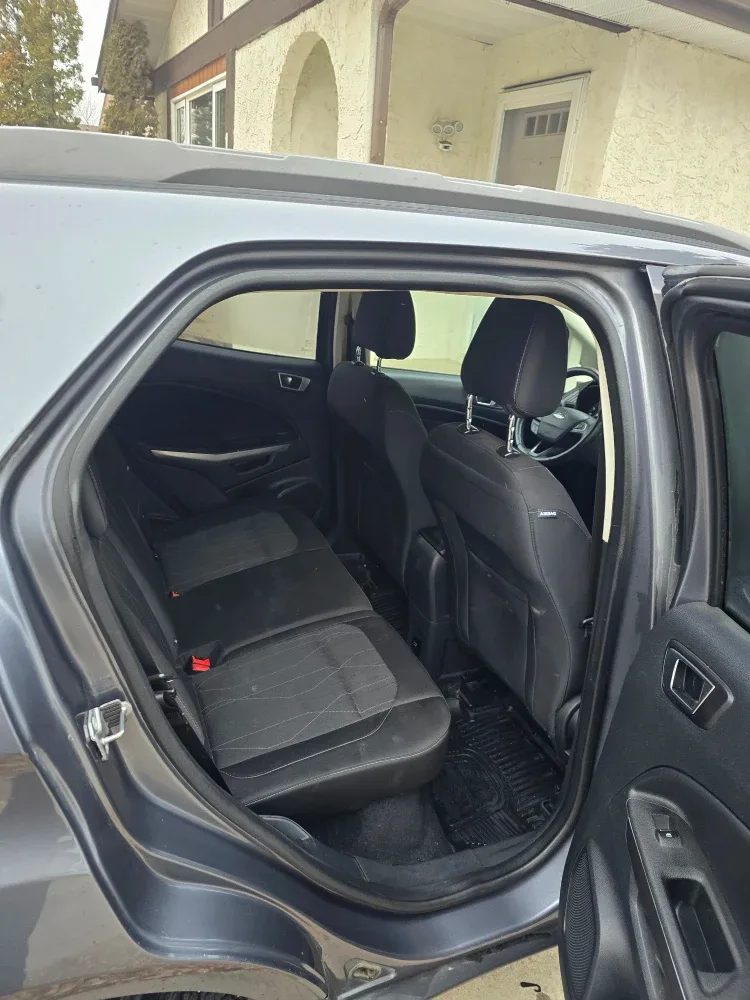 Ford EcoSport SUV - Great Condition! image indicator(5)