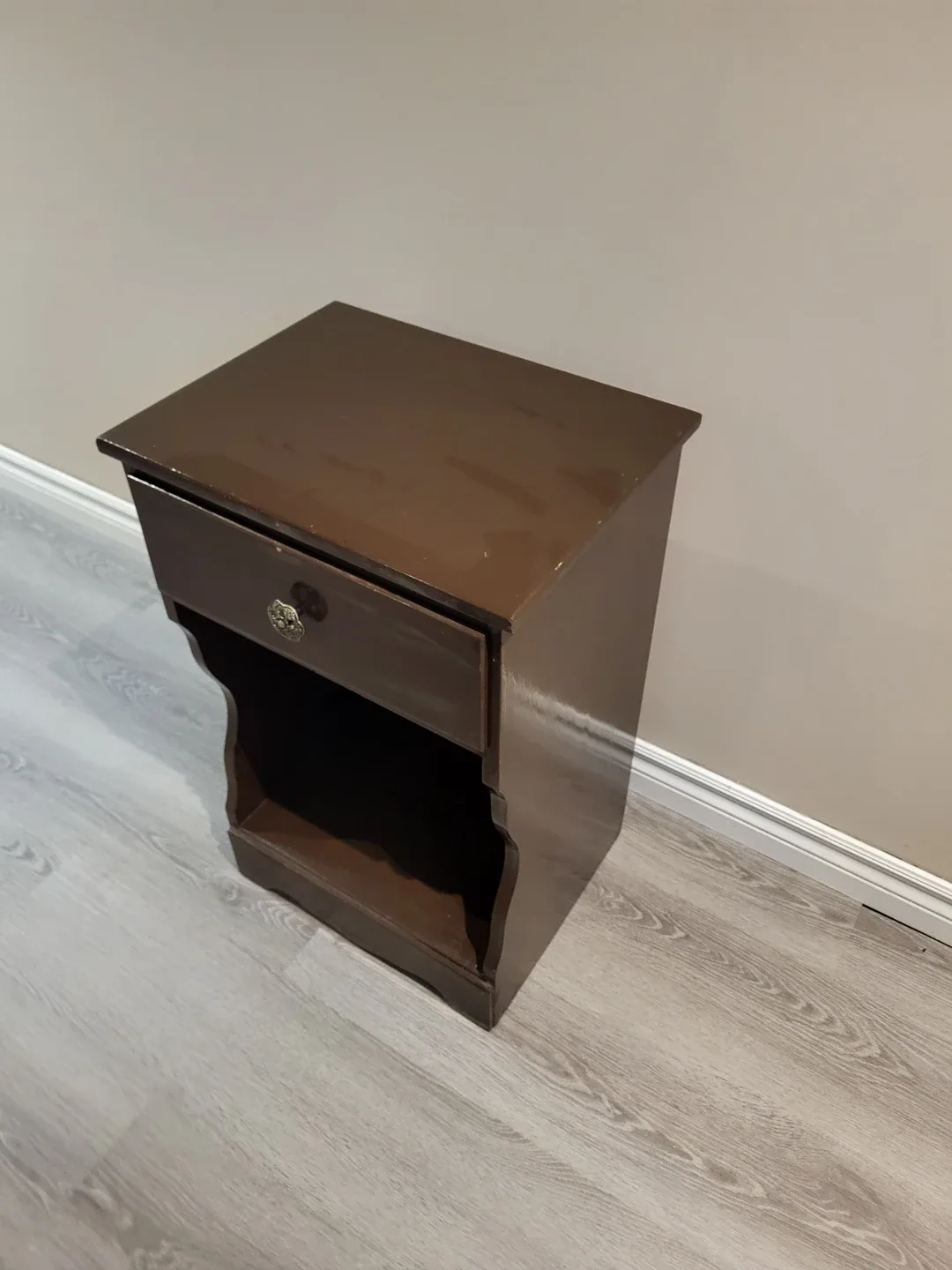 Brown Wood Nightstand with Drawer