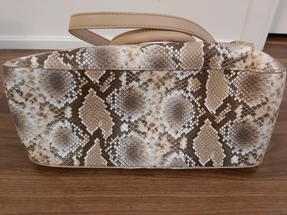 #Cleanout  Bundle: Three satchel bags - photo 3