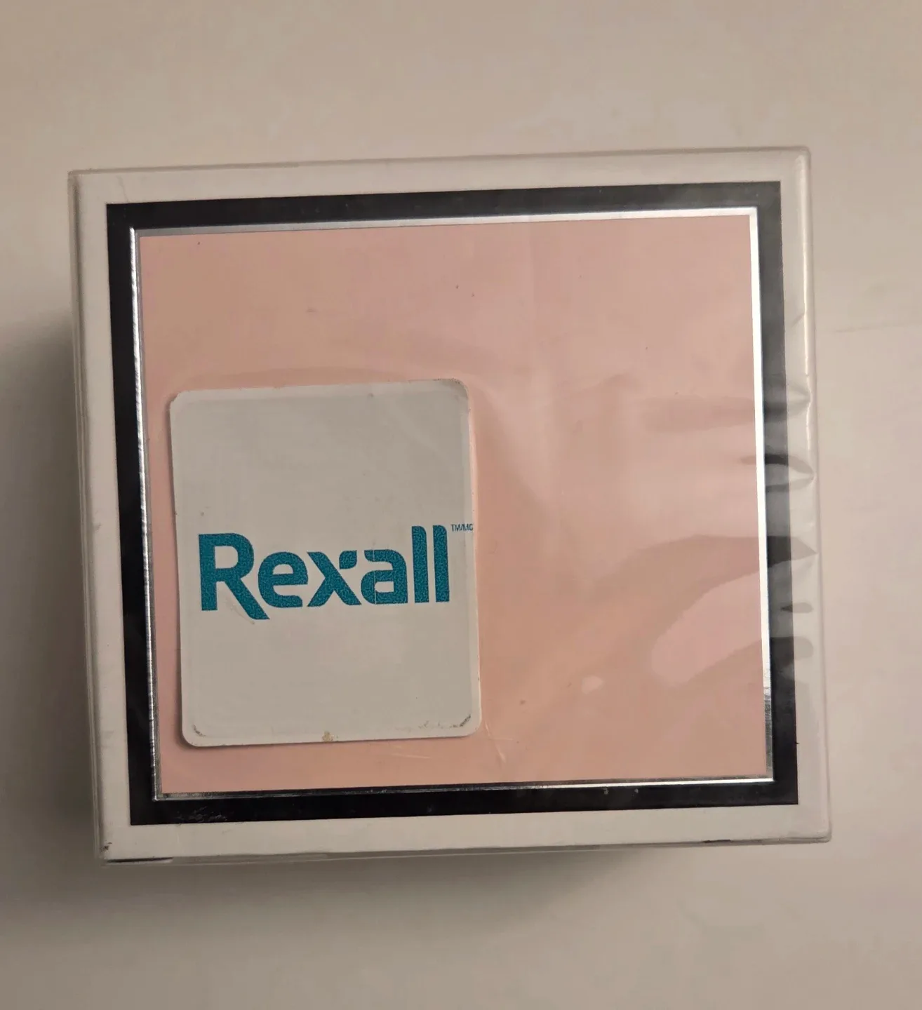 Givenchy Dahlia Noir Perfume image indicator(4)