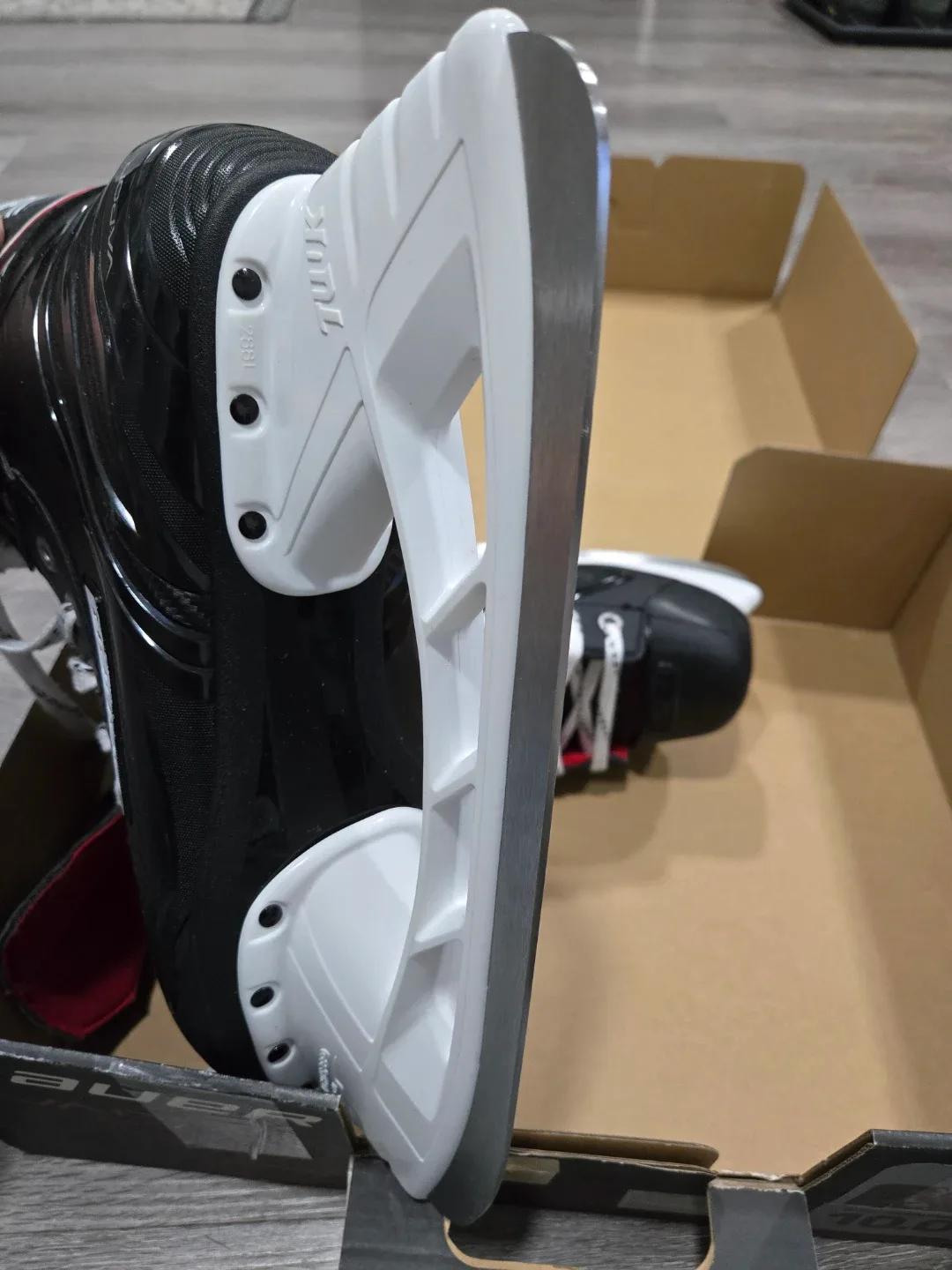 Bauer Vapor X250 Ice Hockey Skates image indicator(3)