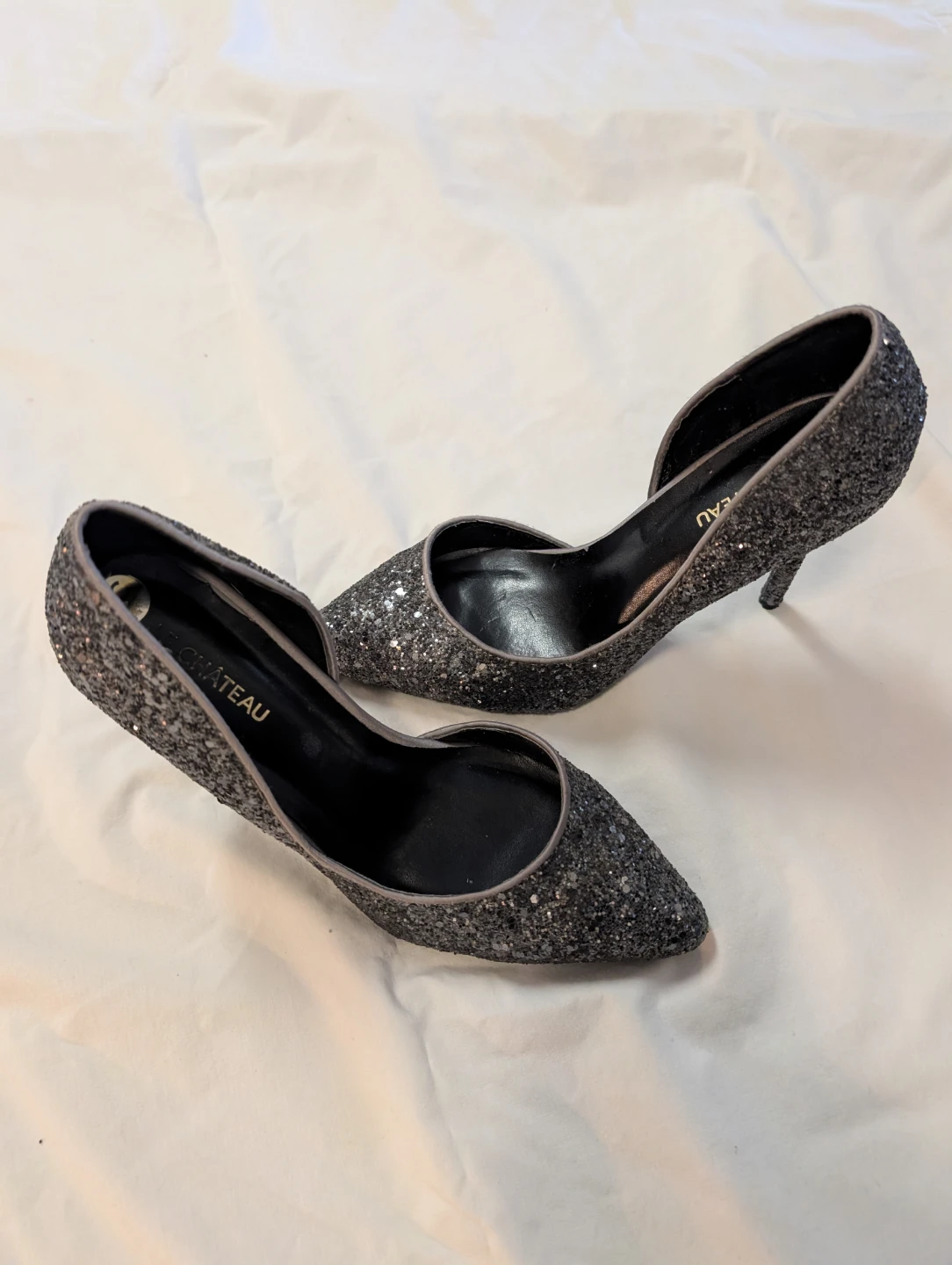Le Chateau Pewter Crystal D'Orsay Heels  - Size 7 1/2 - photo 3