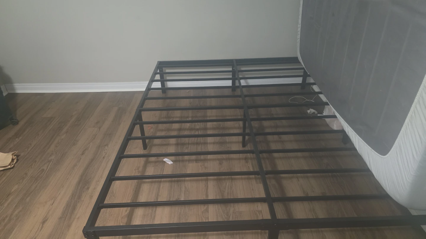 Queen Size Bed Frame & Mattress - photo 2