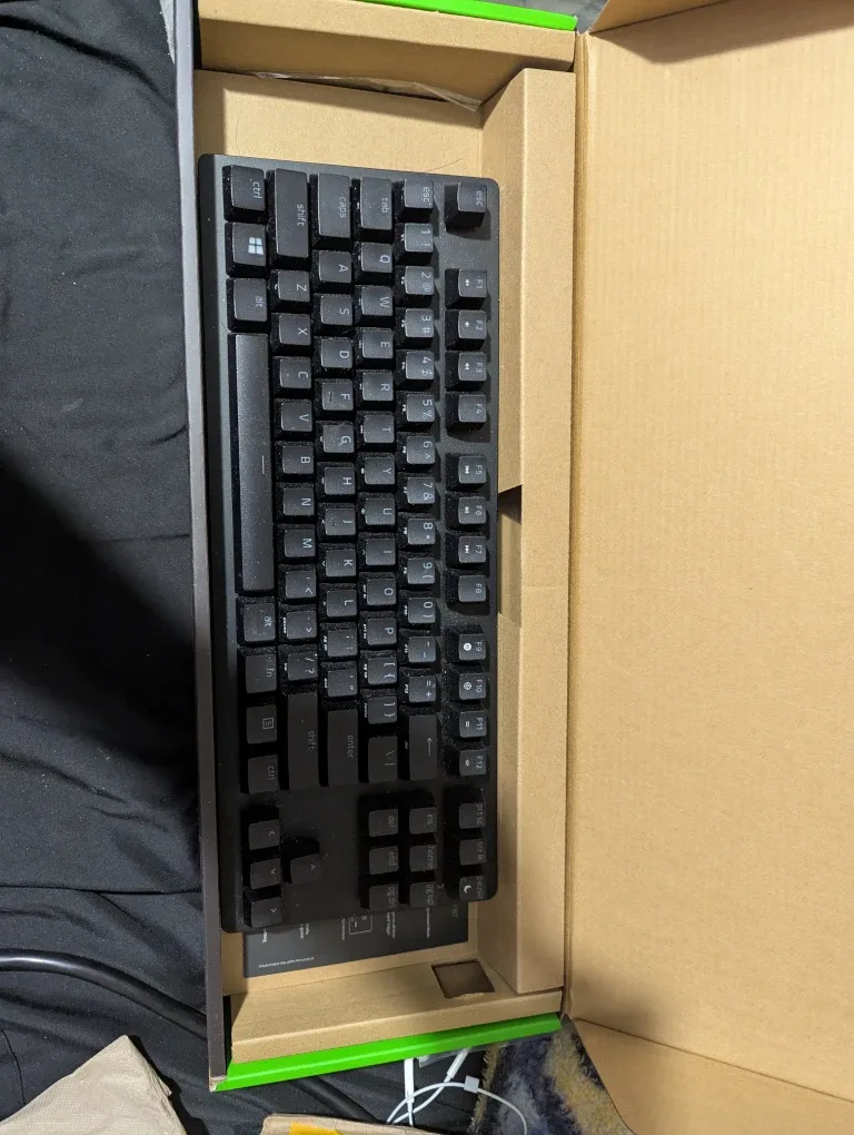 75% OFF Razer Huntsman Tournament gaming mechanical keyboard