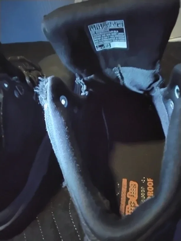 Skechers/Goodyear WATERPROOF Boots - 8.5 US MEN'S/10 US WOMEN'S image indicator(4)