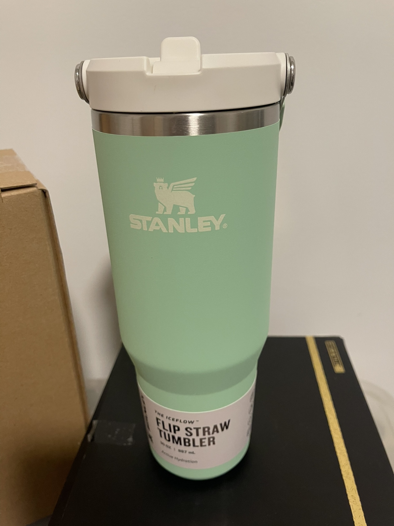 Stanley IceFlow Flip Straw Tumbler, 30 oz, New! - photo 3