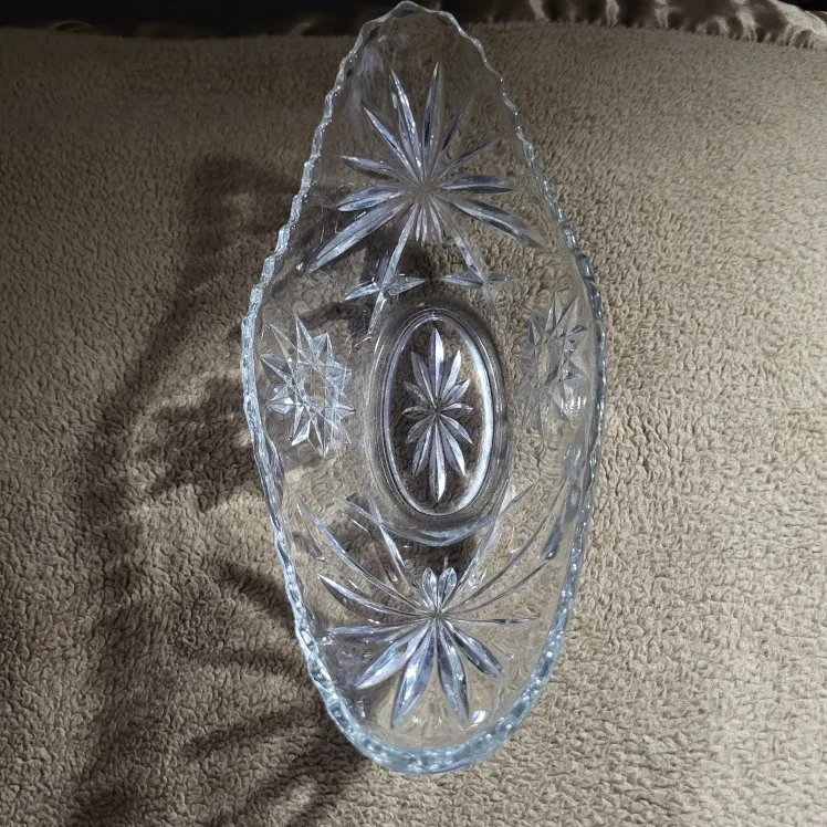 Vintage Clear Glass Serving Dish image indicator(3)